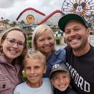 Meet your Posher, Julie